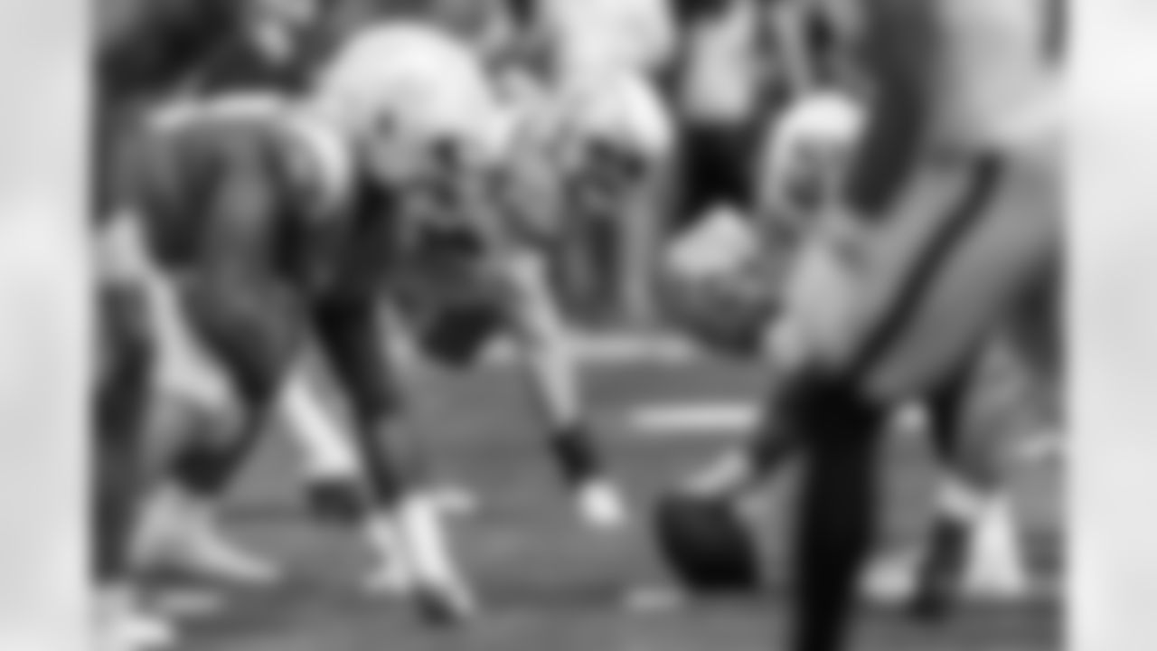 The Los Angeles Chargers play the Las Vegas Raiders on Sunday, September 8, 2024 at SoFi Stadium in Inglewood, CA.
[FINAL SCORE: LAC 22 - LV 10]