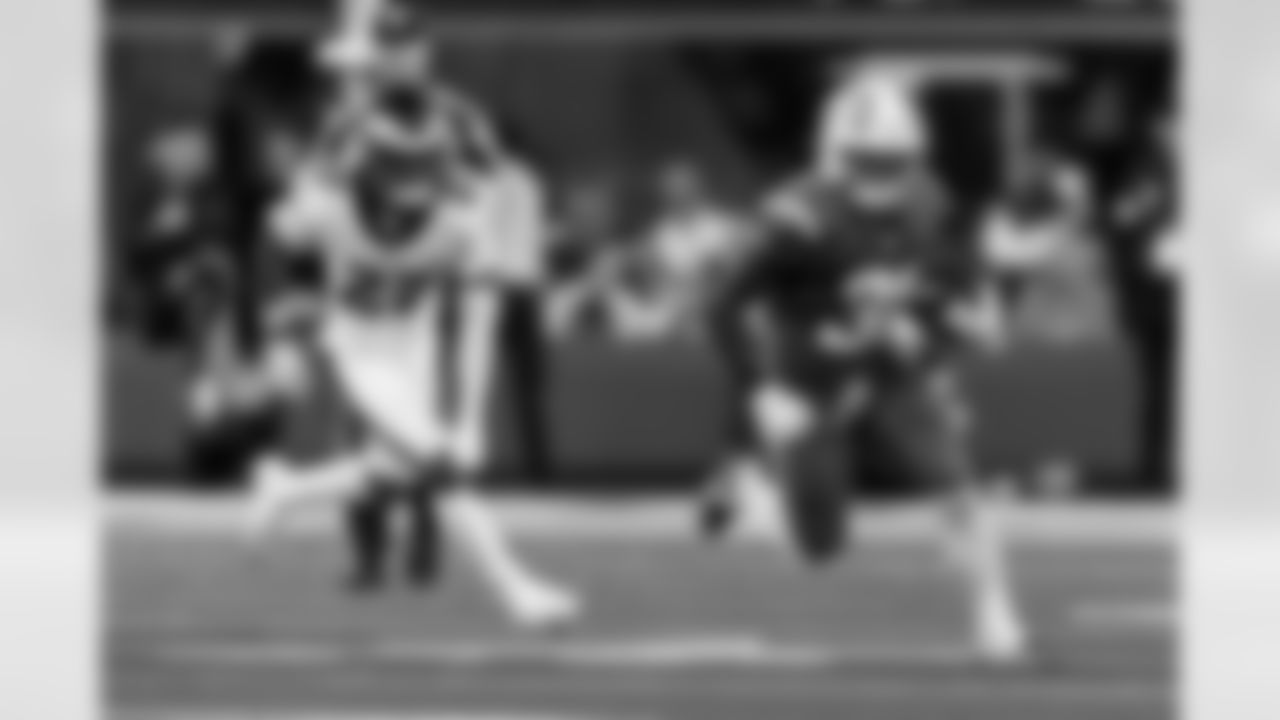 Take a look at the best photos of Chargers 2026 free agent Kimani Vidal