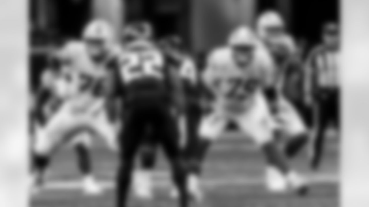 Check out the best shots from the Chargers Week 13 matchup against the Falcons!