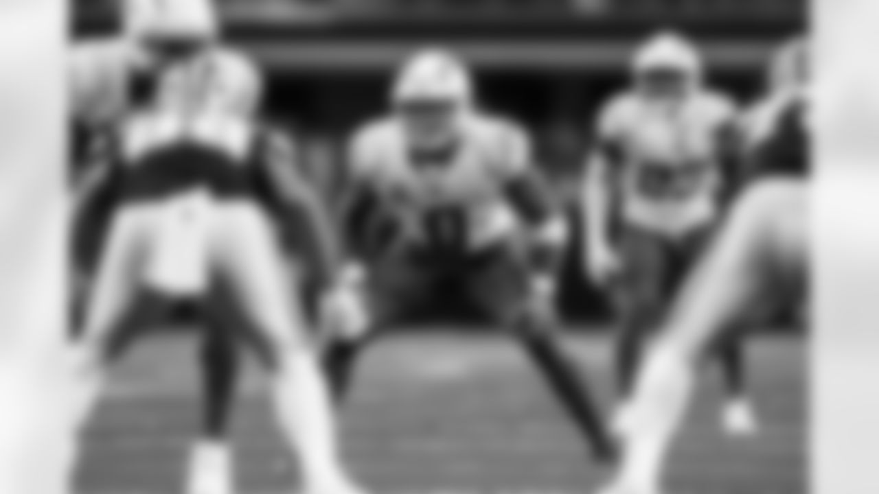 LB Daiyan Henley (0)