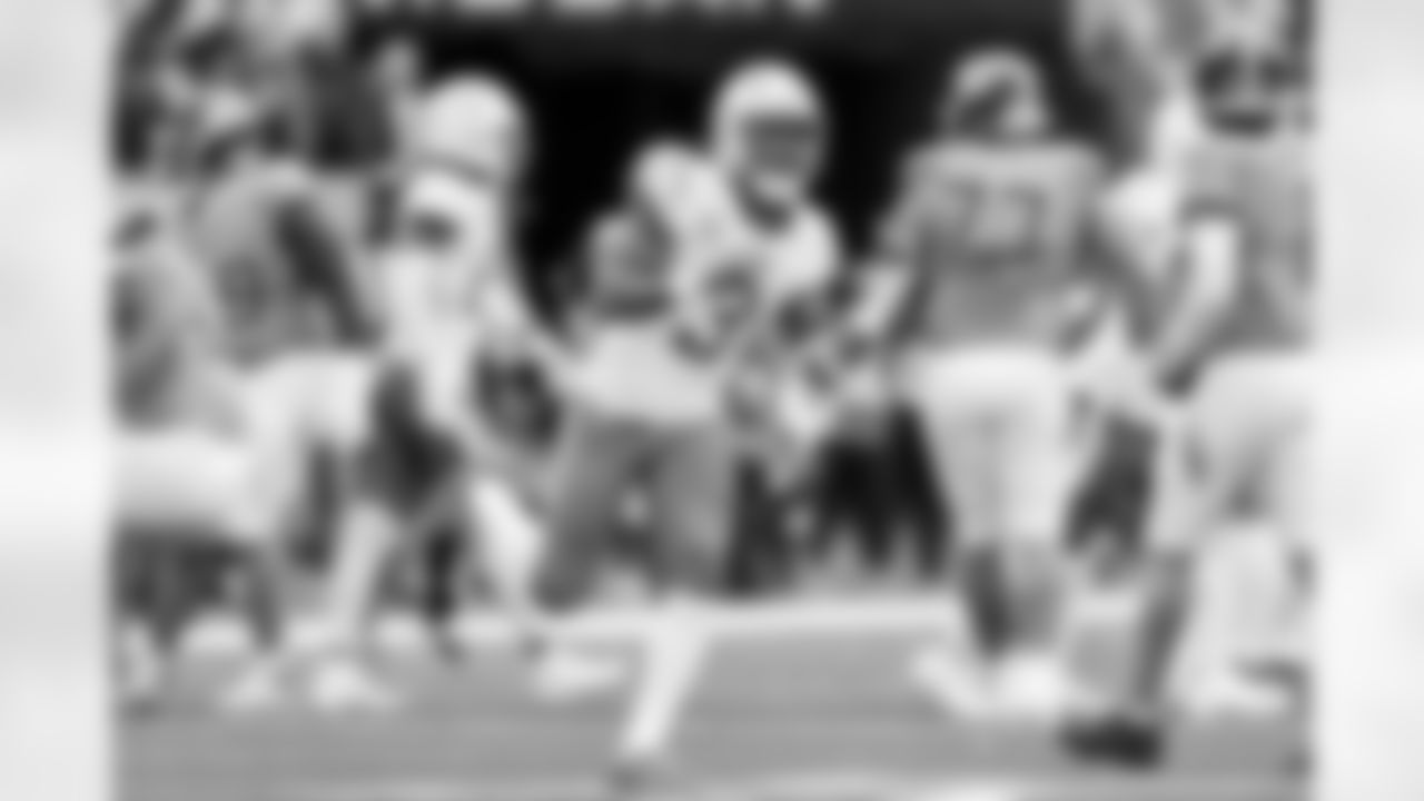 S Derwin James Jr. (3)