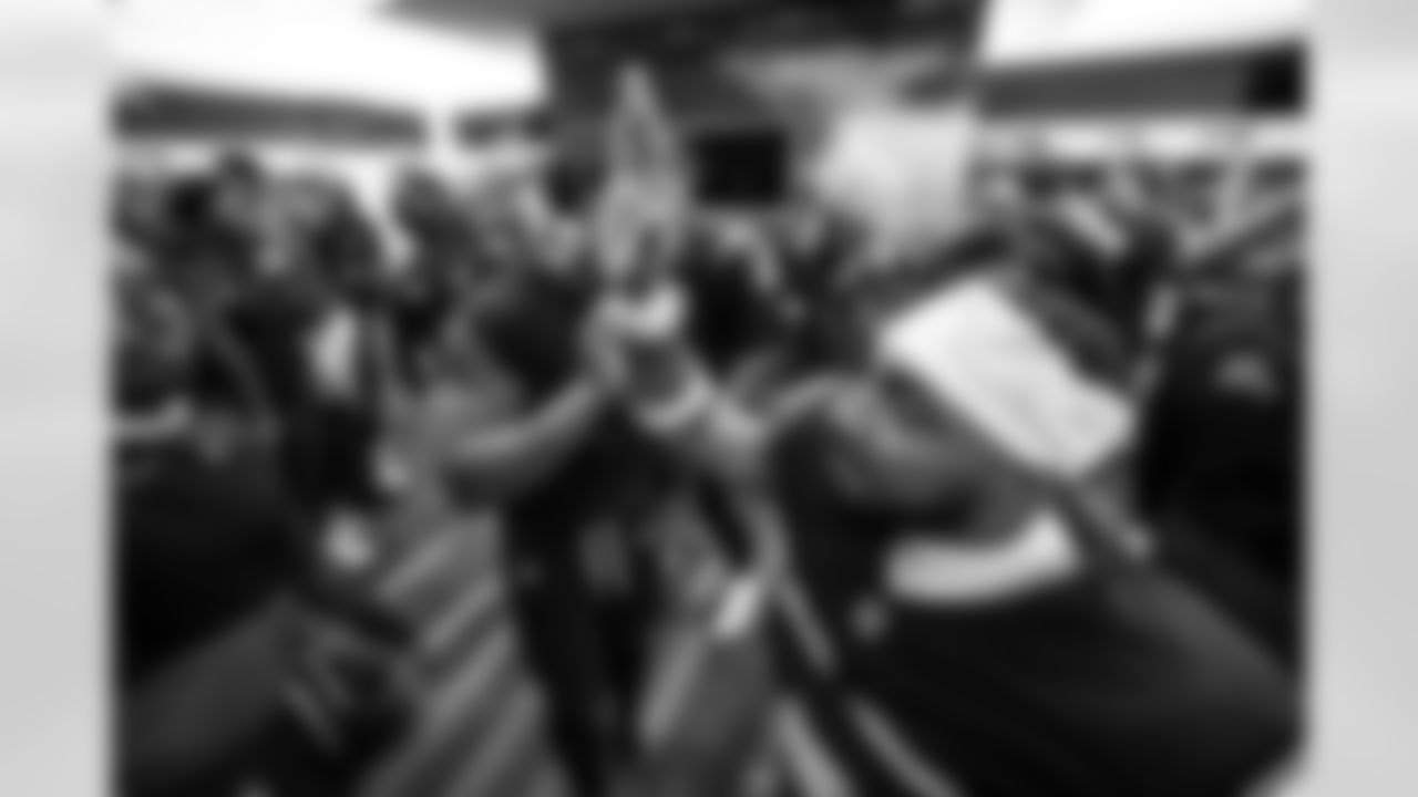 RB Trayveon Williams (38)