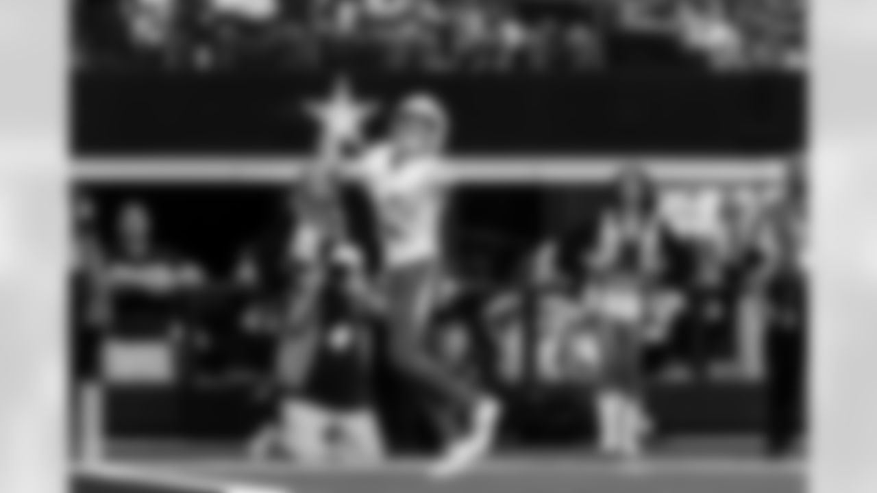 Check out the best shots from the Chargers Week 16 matchup against the Cowboys!