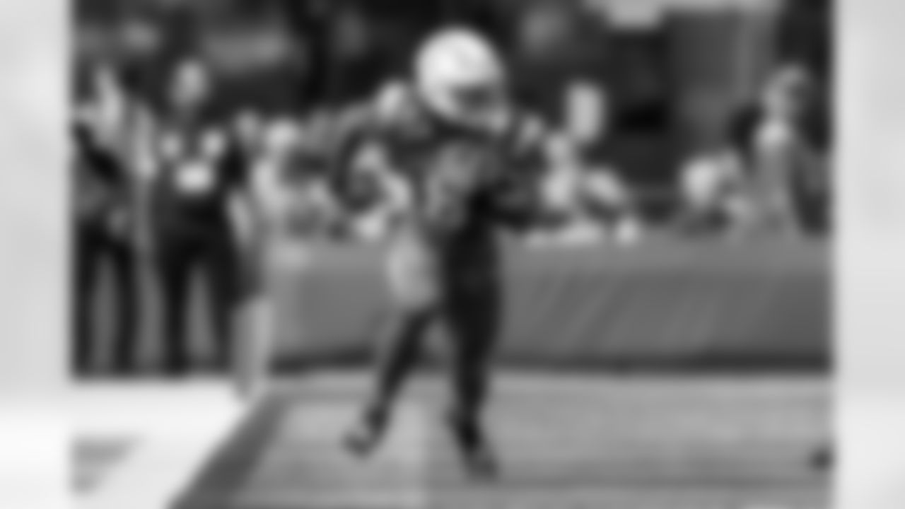 Take a look back at the best photos of the Chargers 2025 draft class in their inaugural NFL campaign.