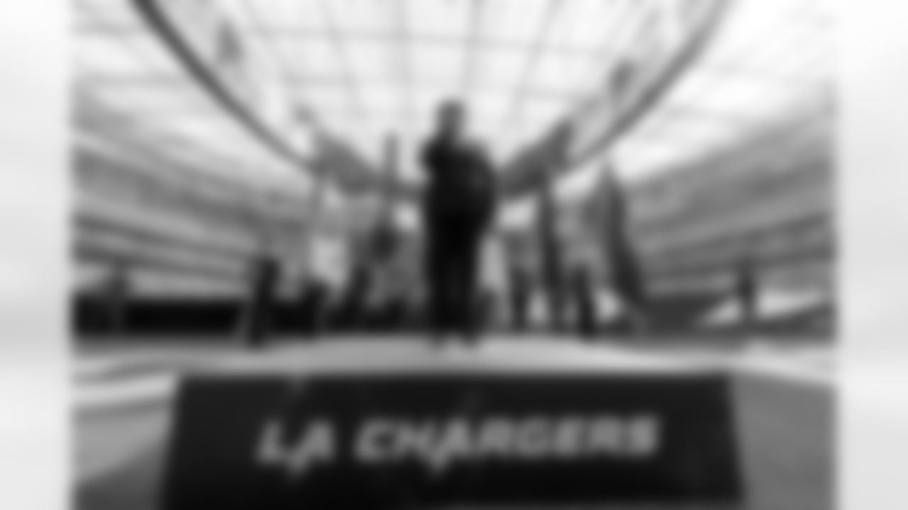 The Los Angeles Chargers play the Tennessee Titans on Sunday, November 10, 2024 at SoFi Stadium in Inglewood, CA.
[FINAL SCORE: LAC 27 - TEN 17]