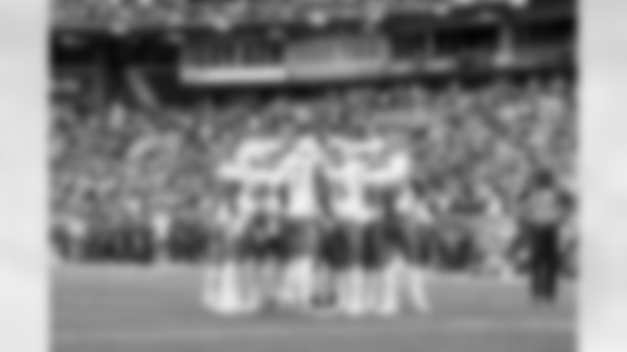 OL Foster Sarell (67) and C Bradley Bozeman (75)