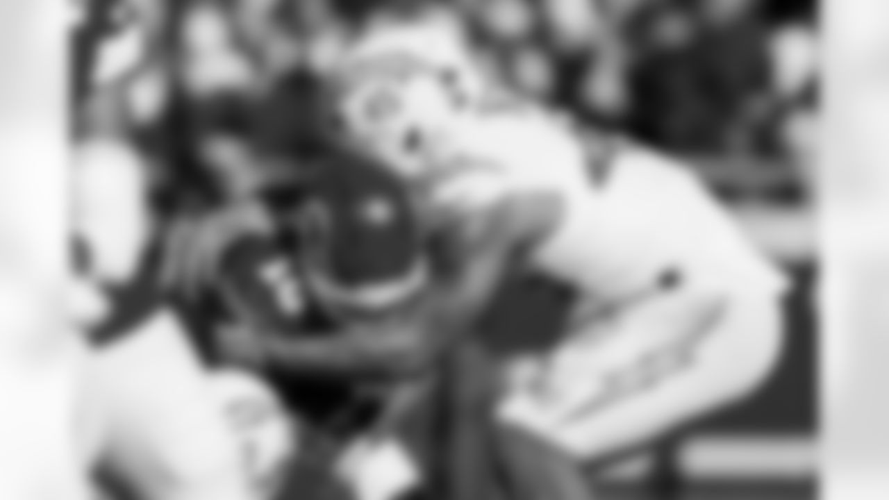 Check out the best shots from the Chargers Week 15 matchup against the Chiefs!