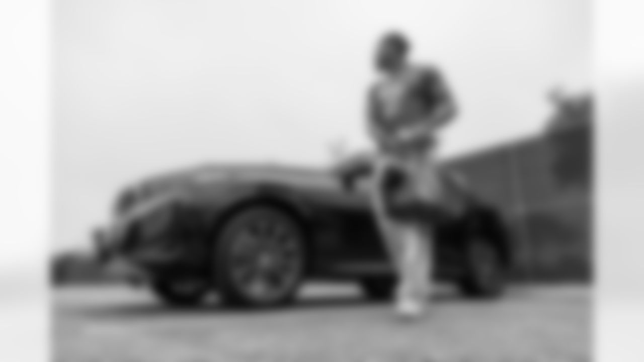 Take a look back at the best photos of the Chargers best arrival fits of the 2025 season.