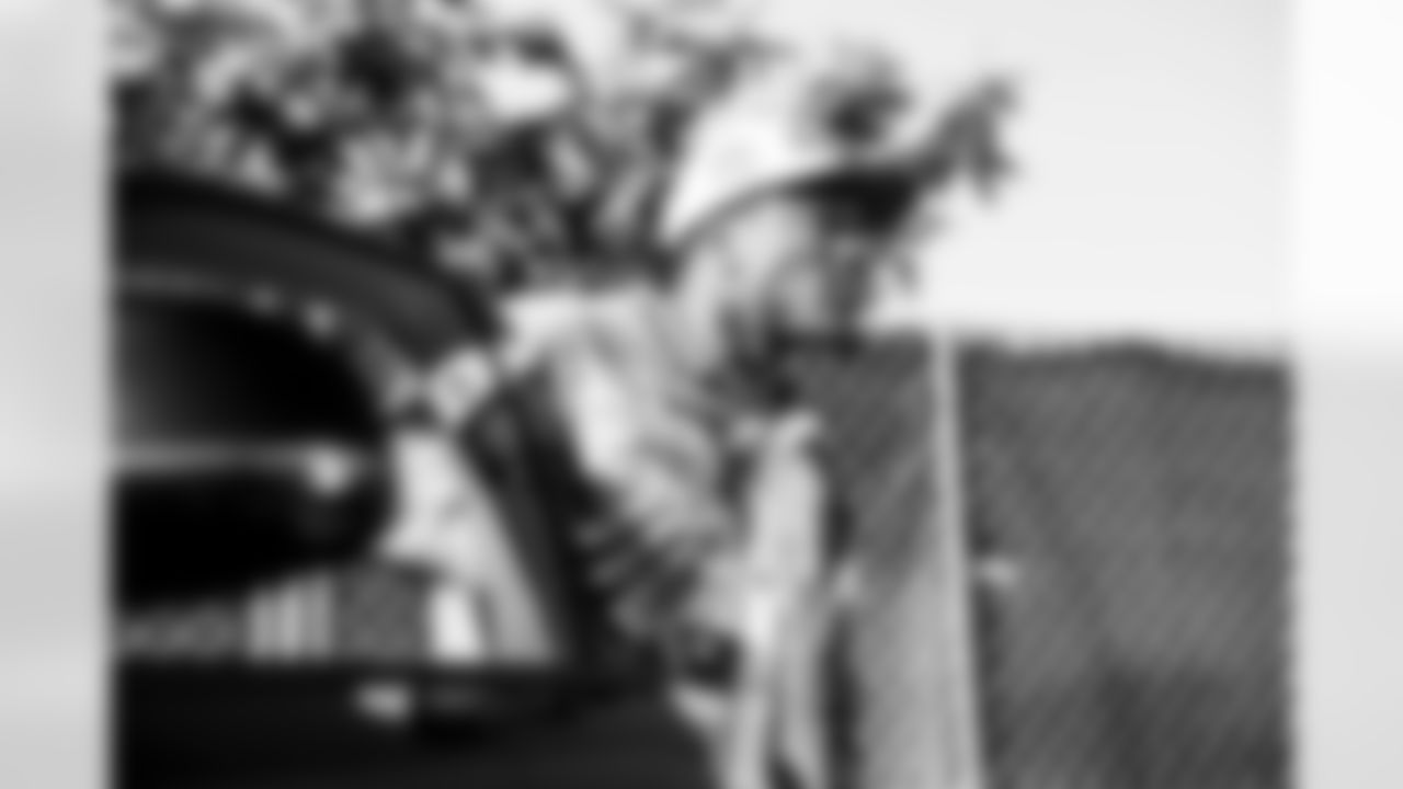 LB Daiyan Henley (0)