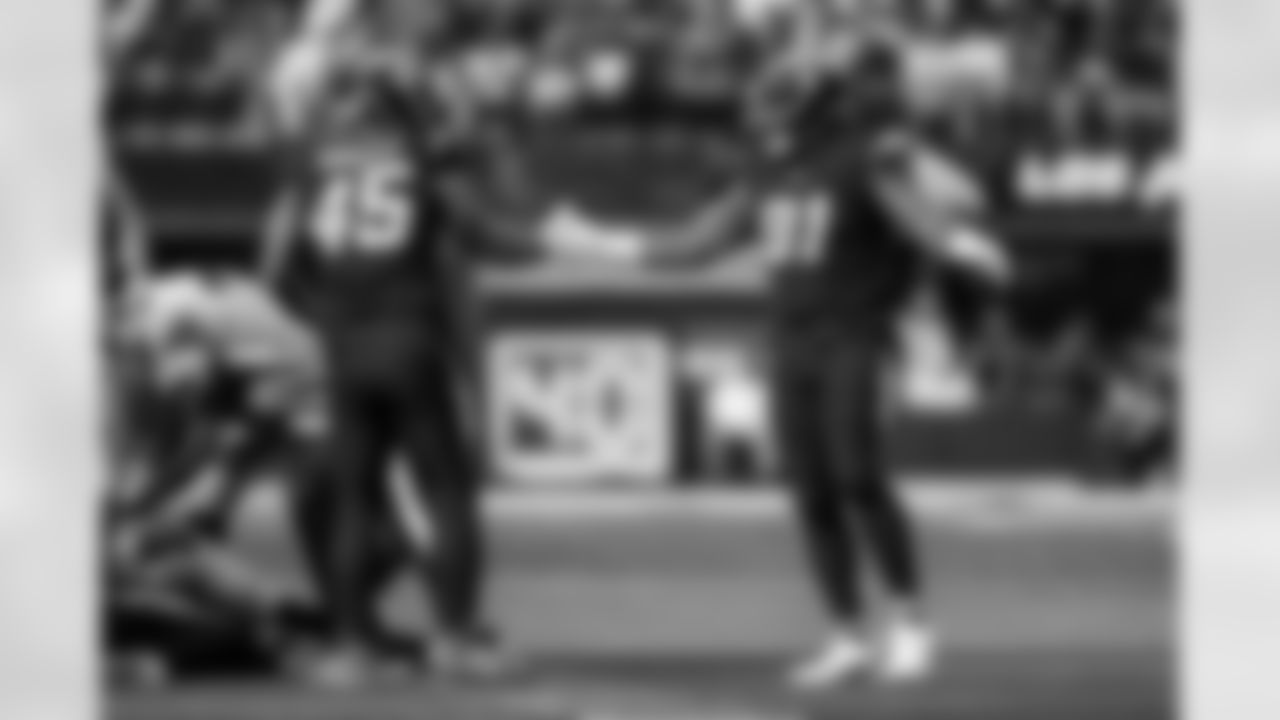 Take a look at the best photos of Chargers 2026 free agent Da'Shawn Hand