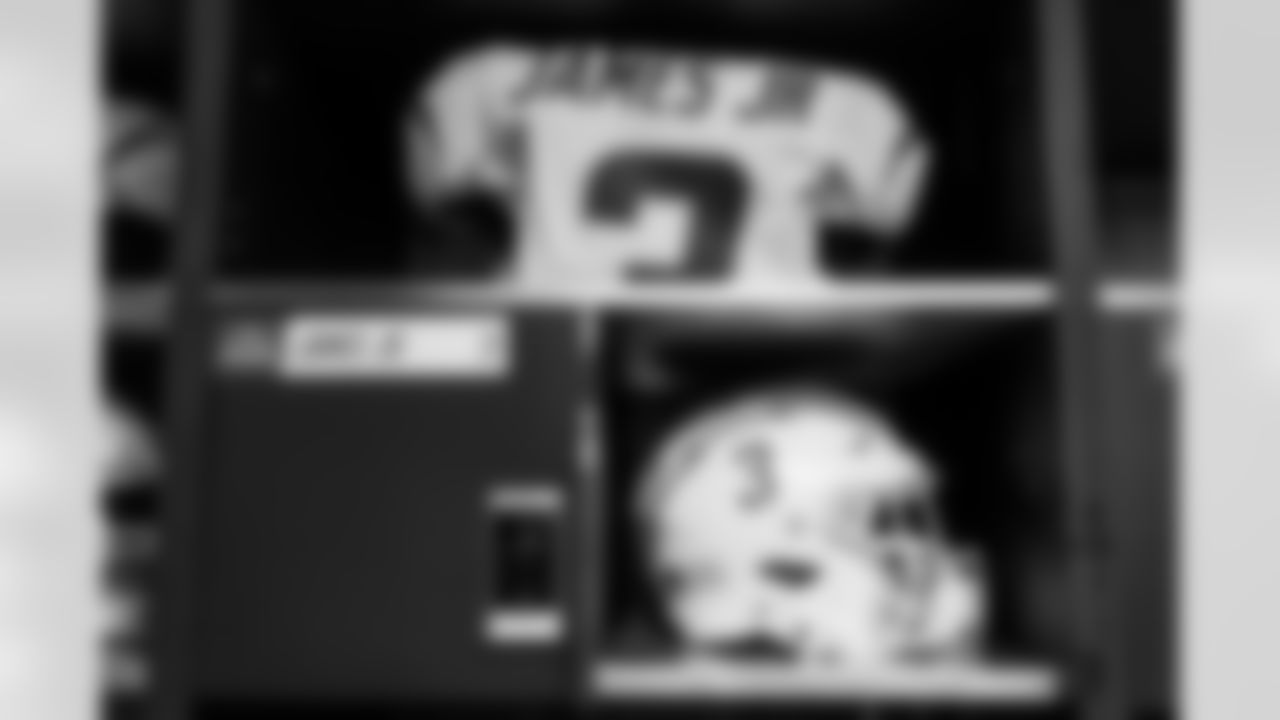 Check out the best shots from the Chargers Week 15 matchup against the Chiefs!