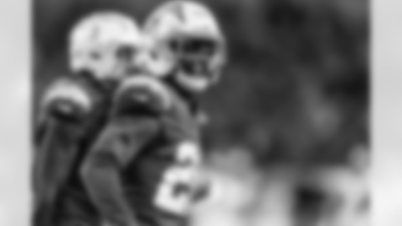 CB Donte Jackson (26)