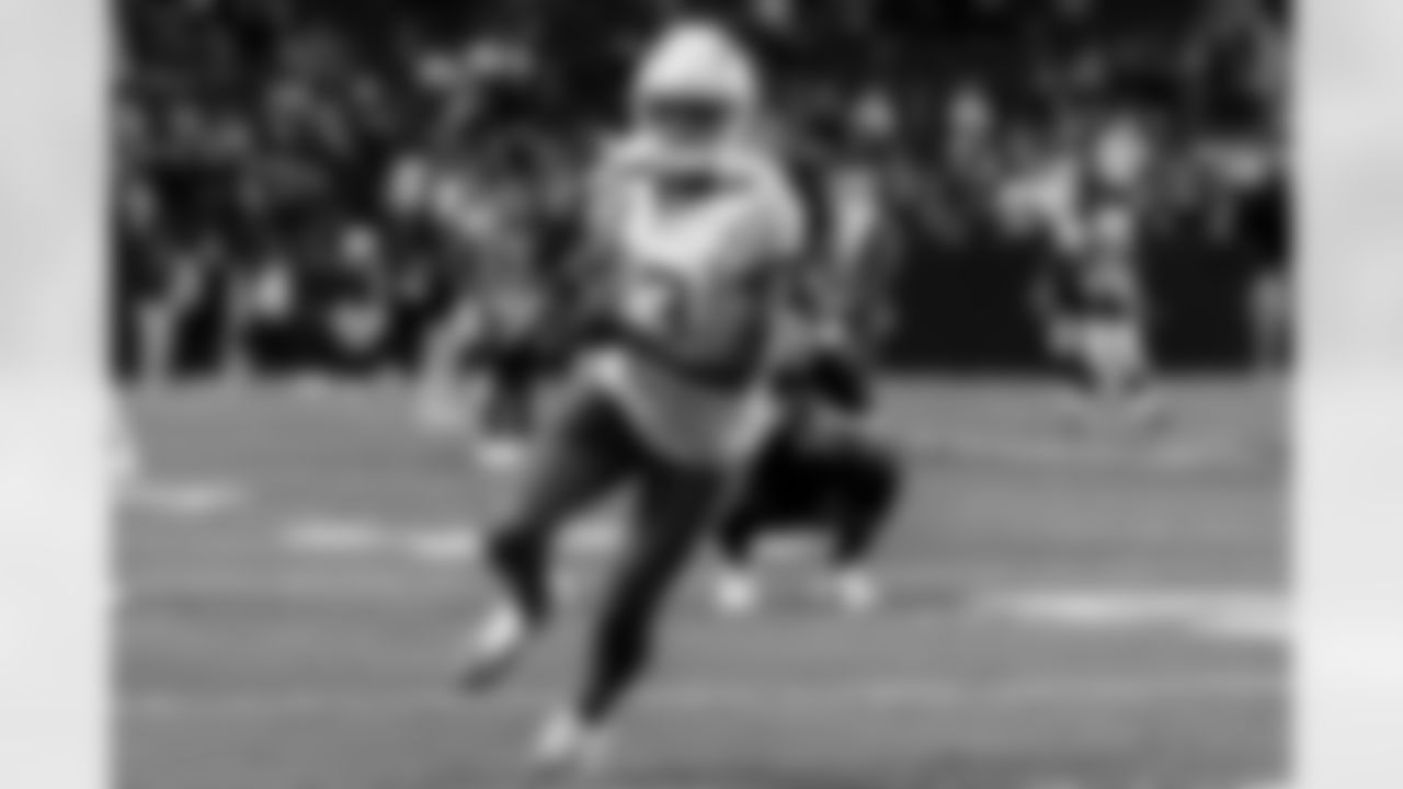 Check out the best shots from the Chargers Week 2 matchup against the Raiders!