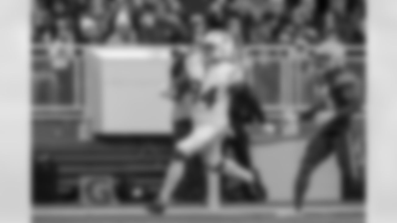 The Los Angeles Chargers play the Green Bay Packers on Sunday, November 19, 2023 at Lambeau Field in Green Bay, WI.
[FINAL SCORE: GB 23 -  LAC 20]