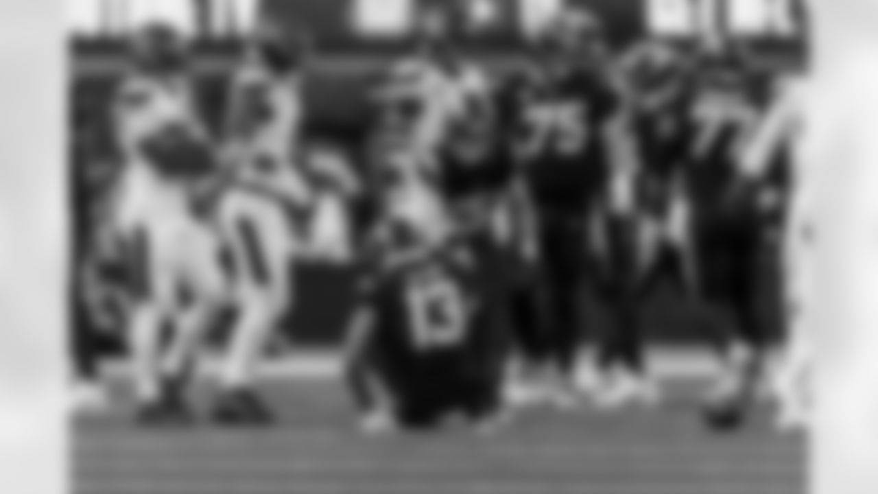 Check out the best shots from the Chargers Week 17 matchup against the Texans!