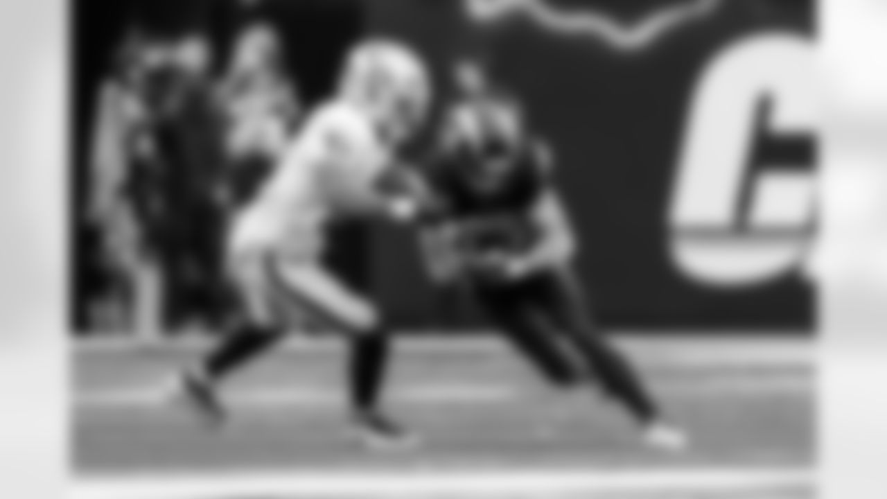 Check out the best shots from the Chargers Week 13 matchup against the Raiders!