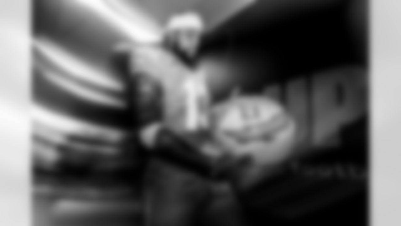 Take a look back at the Chargers Week 10 matchup with the Steelers in monochrome.