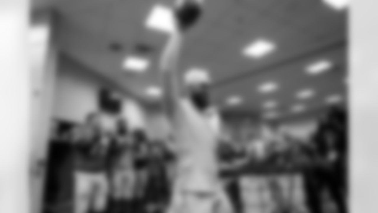 The Los Angeles Chargers play the New York Jets on Monday, November 6, 2023 at MetLife Stadium in East Rutherford, NJ.
[FINAL SCORE: LAC 27 - NYJ 6]