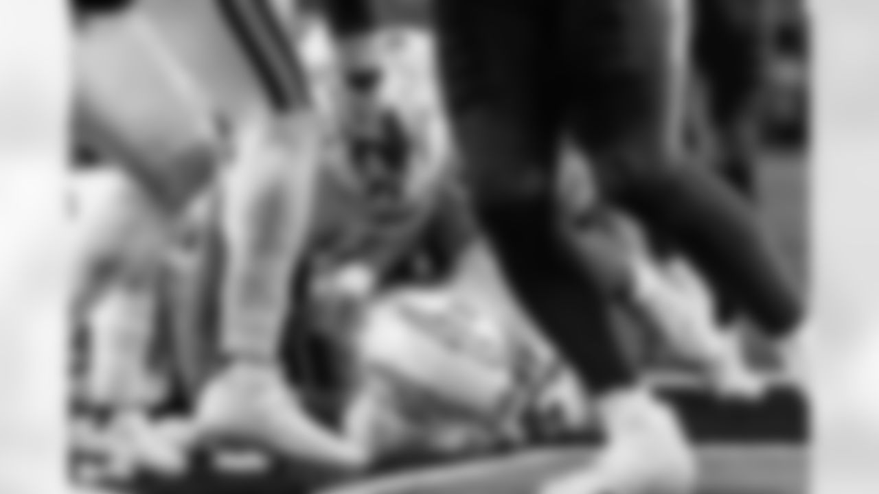 Take a look back at the best photos of Justin Herbert's 2025 campaign.