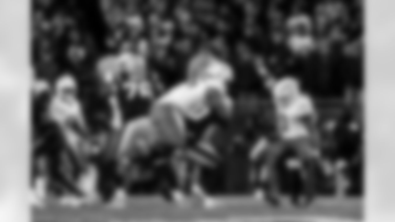 OLB Tuli Tuipulotu (45)