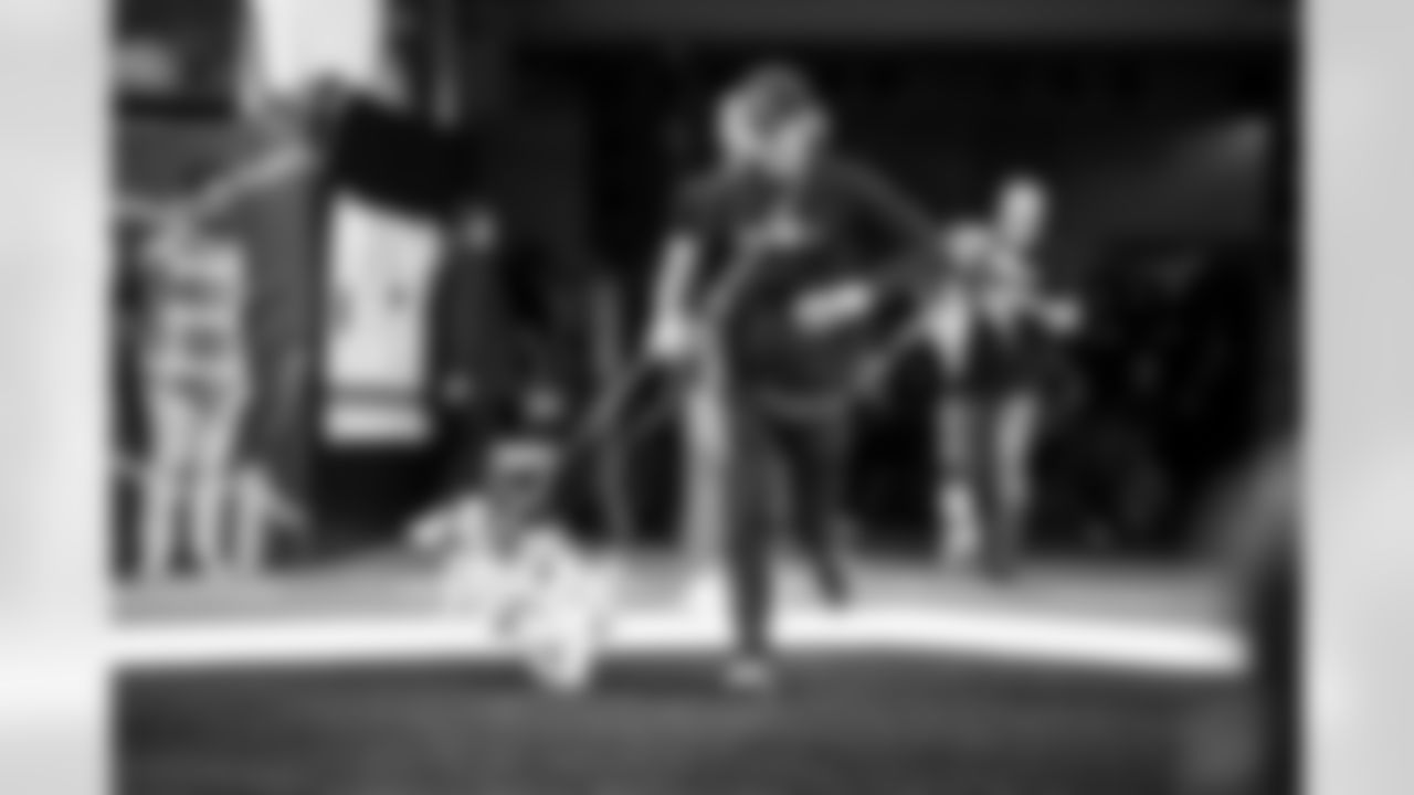 2025 Corgi Cup at Chargers vs. Texans Week 17 Matchup