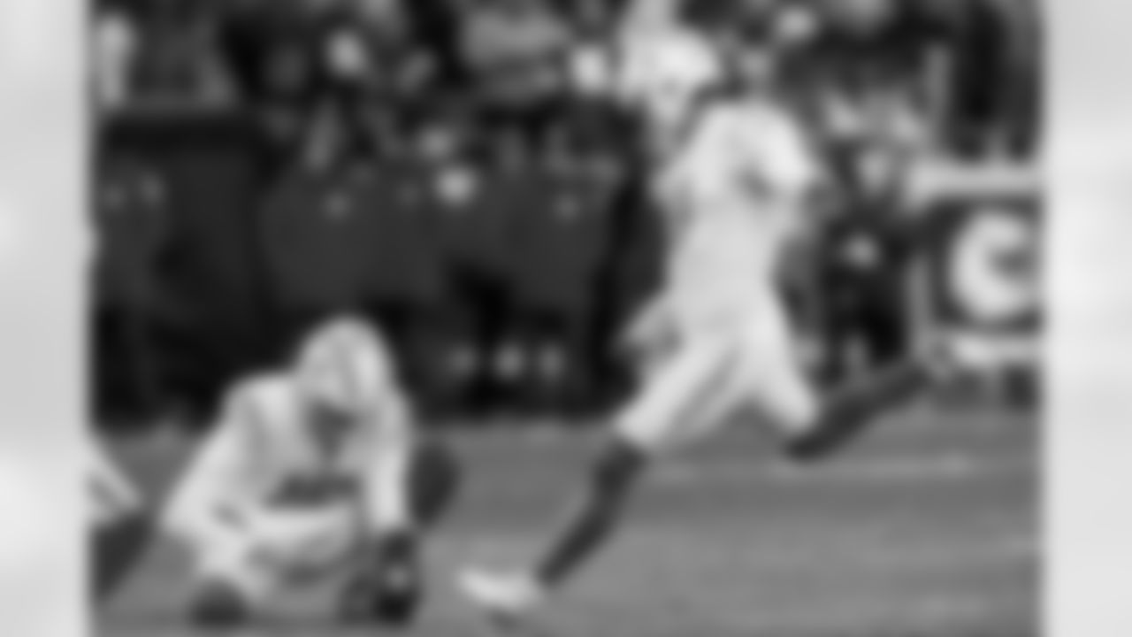 Chargers K Cameron Dicker (#11) in action during their Pro Bowl season