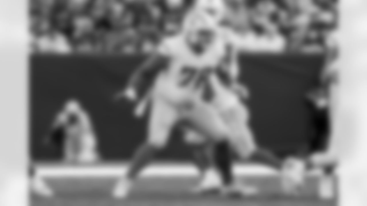 Take a look at the best photos of Chargers 2026 free agent Andre James