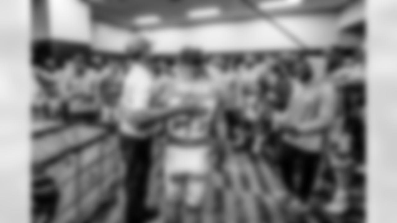 The Los Angeles Chargers play the Carolina Panthers on Sunday, September 15, 2024 at Bank of America Stadium in Charlotte, NC.
[FINAL SCORE: LAC 26 - CAR 3]