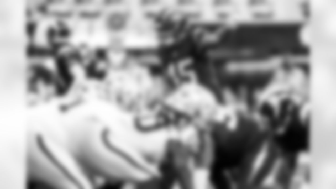 OLB Tuli Tuipulotu (45)