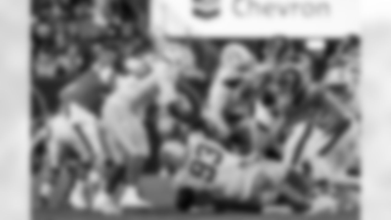 Take a look at the best photos of Chargers 2026 free agent Otito Ogbonnia