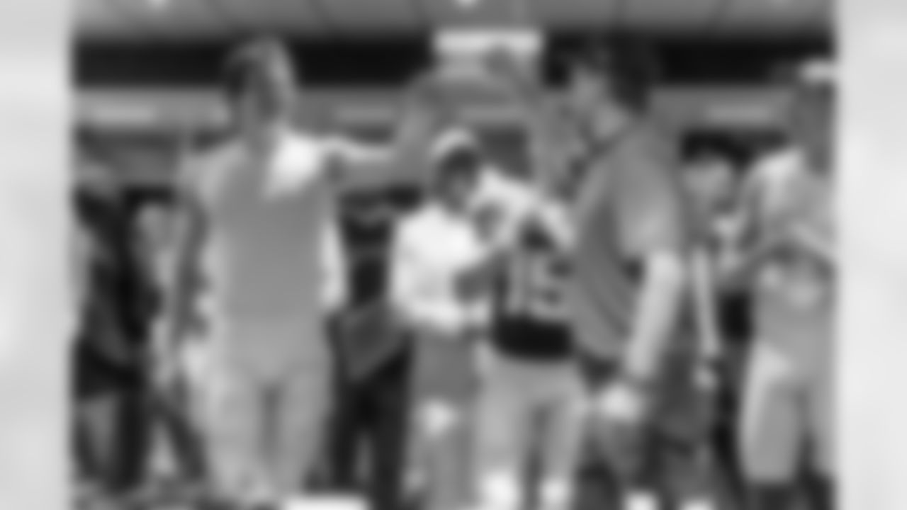 Check out the best shots from the Chargers Week 6 matchup against the Dolphins!