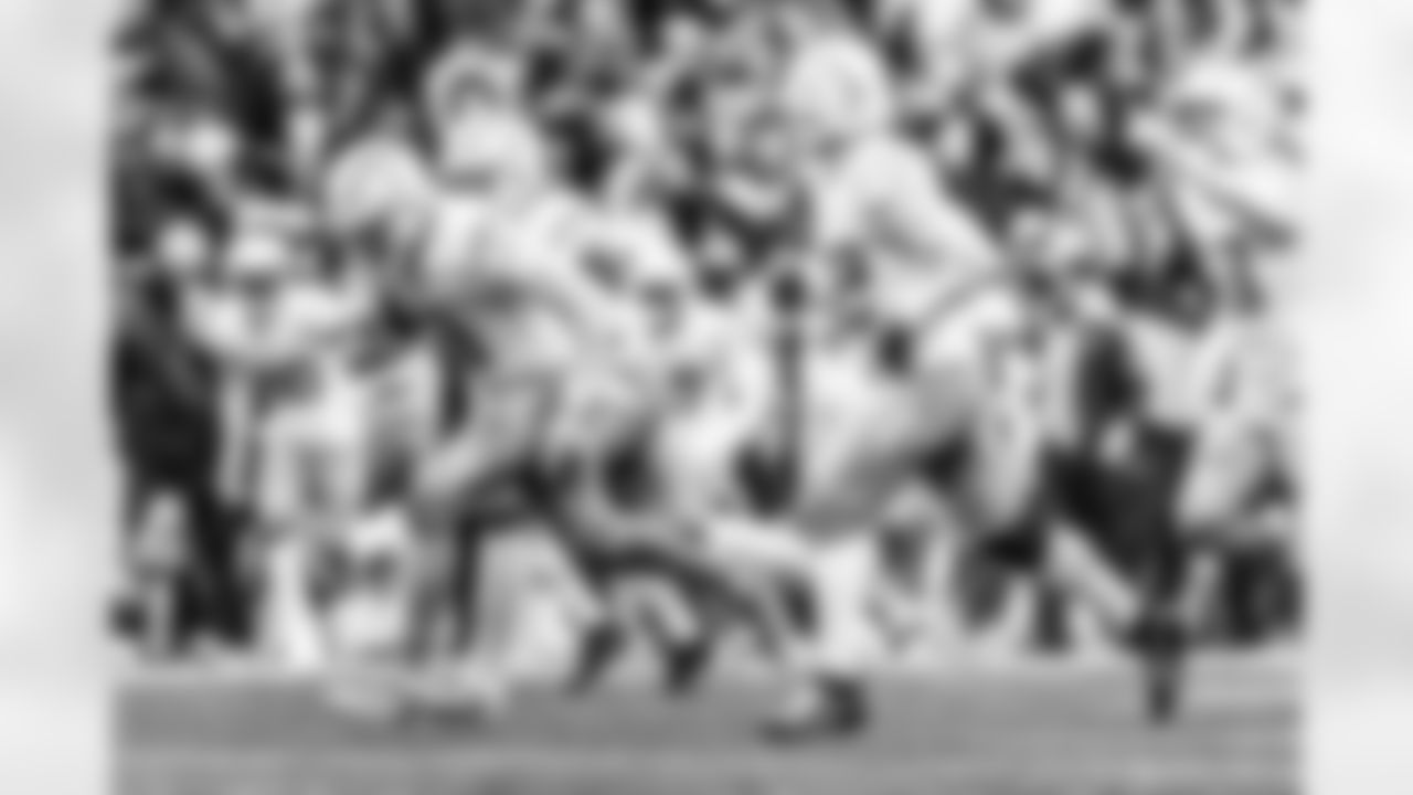 Take a look back at the Chargers Week 17 matchup with the Patriots in monochrome!