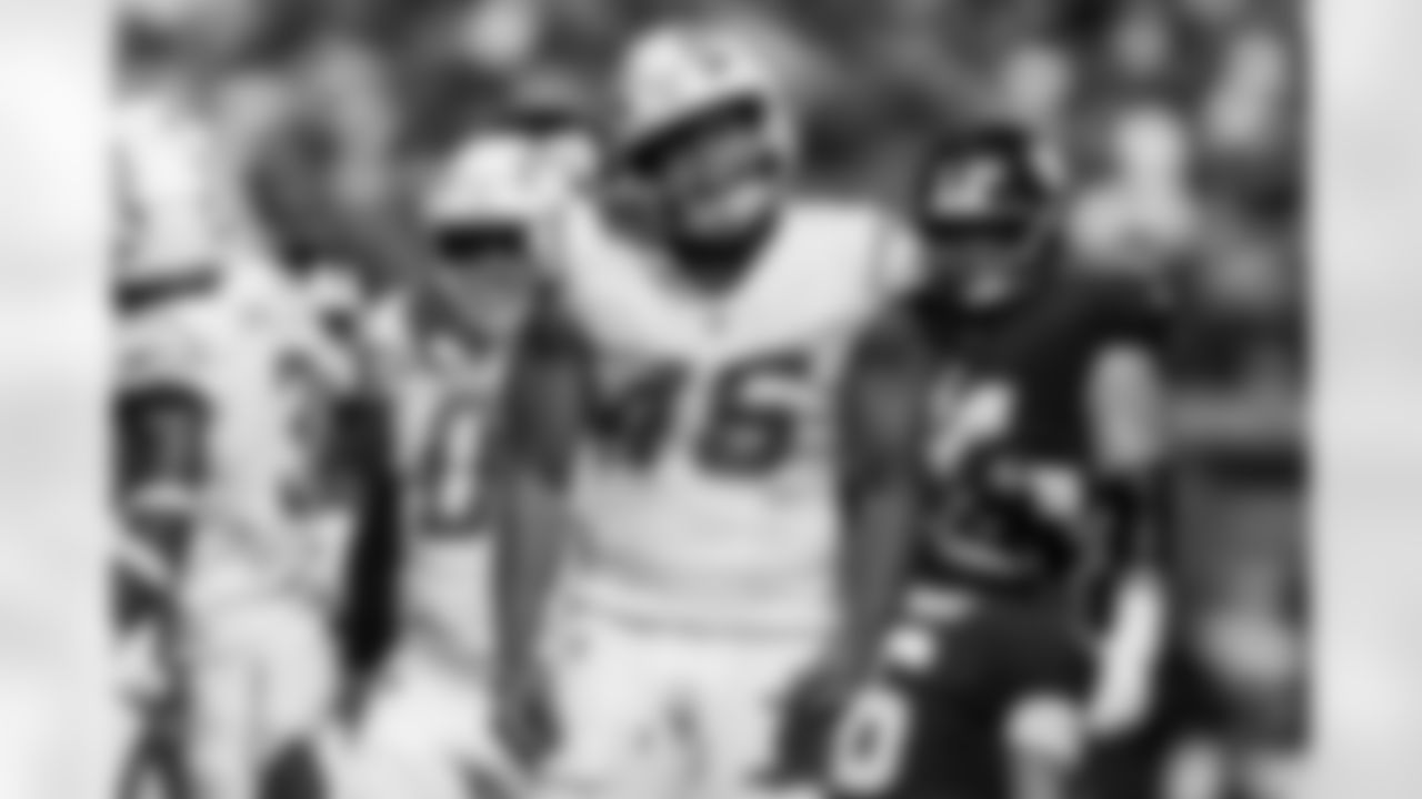 Take a look back at the best photos of Tuli Tuipulotu's 2025 campaign.