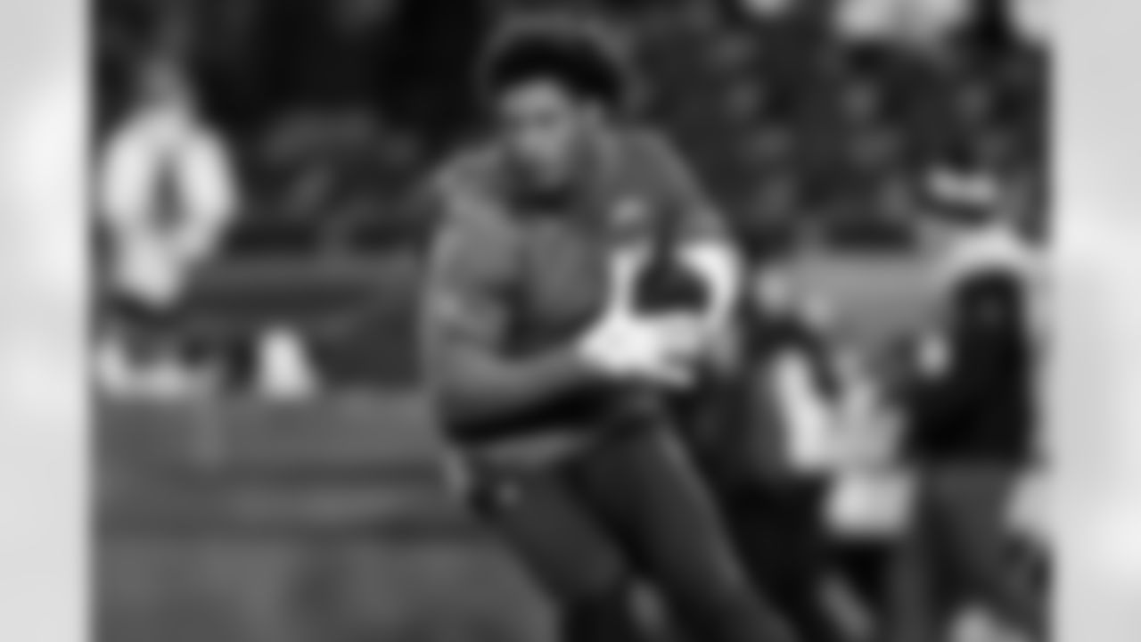 TE Oronde Gadsden (86)