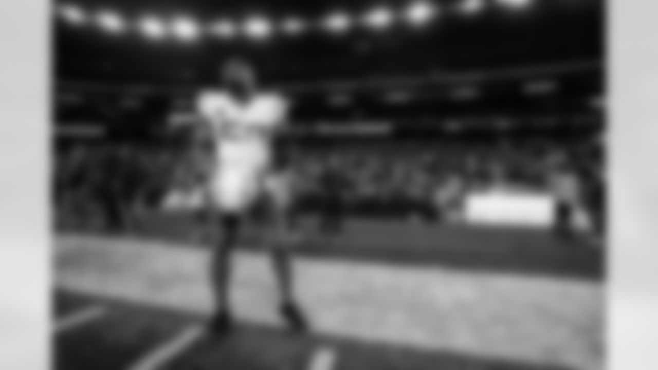 OLB Khalil Mack (52)