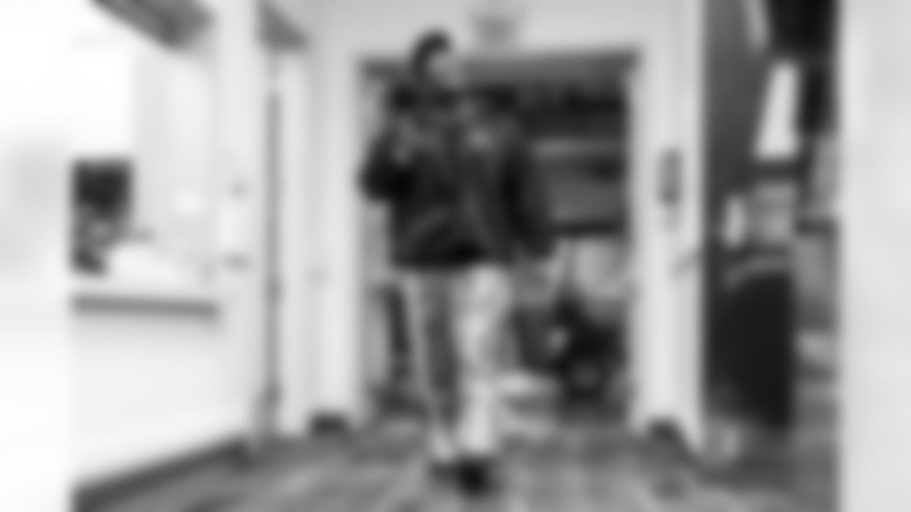 DL Naquan Jones (96)