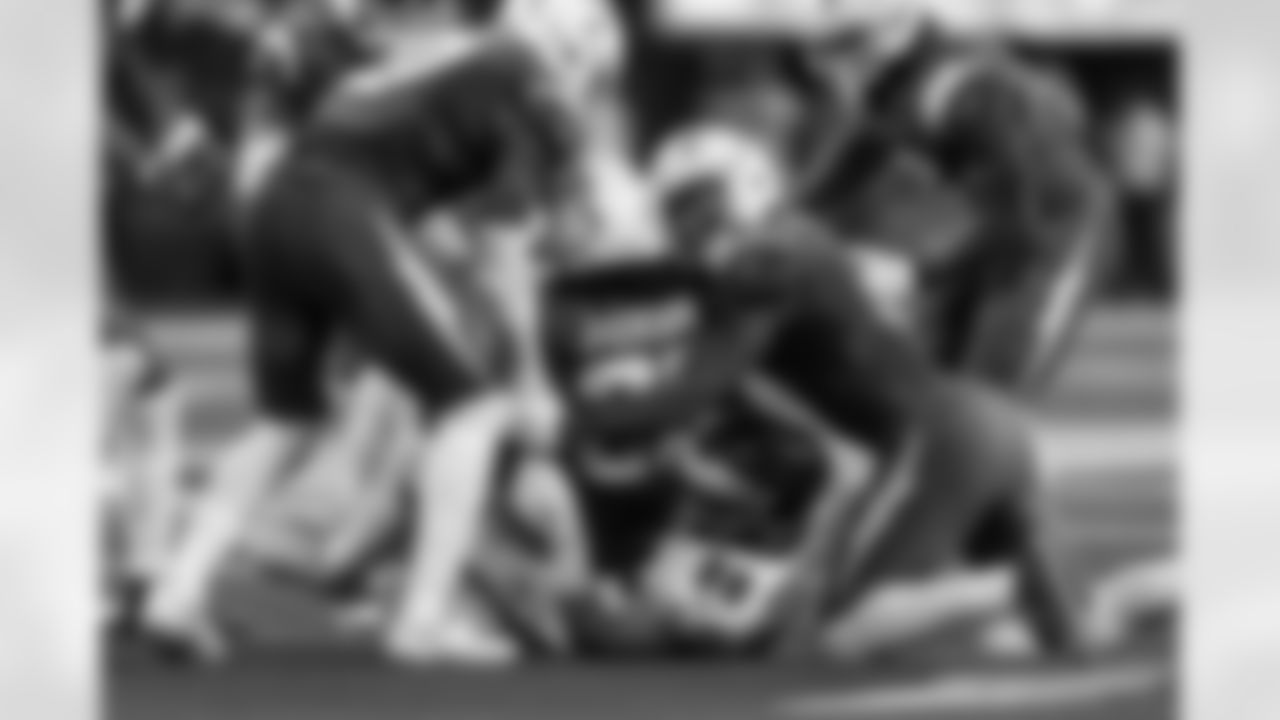 CB Donte Jackson (26) and S Derwin James Jr. (3)