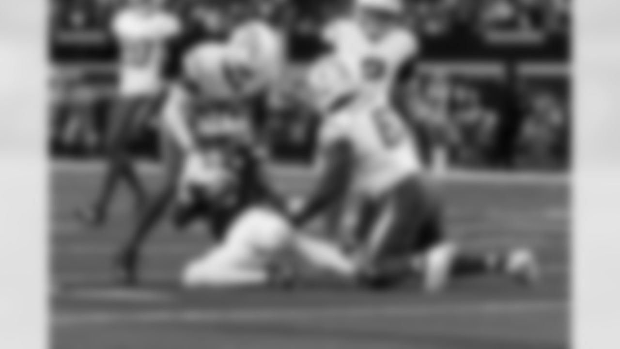 Check out the best shots from the Chargers Week 16 matchup against the Cowboys!