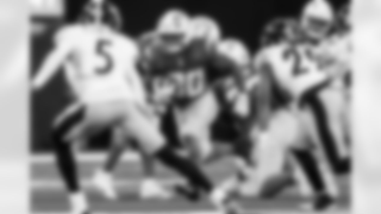 Check out the best shots from the Chargers Week 10 matchup against the Steelers!