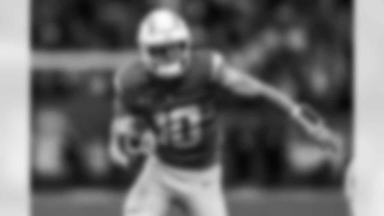 Take a look back at the best photos of Justin Herbert's 2025 campaign.