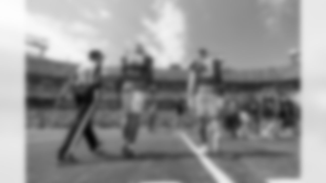 The Los Angeles Chargers play the Tennessee Titans on Sunday, September 17, 2023 at Nissan Stadium in Nashville, TN.
[FINAL SCORE: TEN 27 - LAC 24]