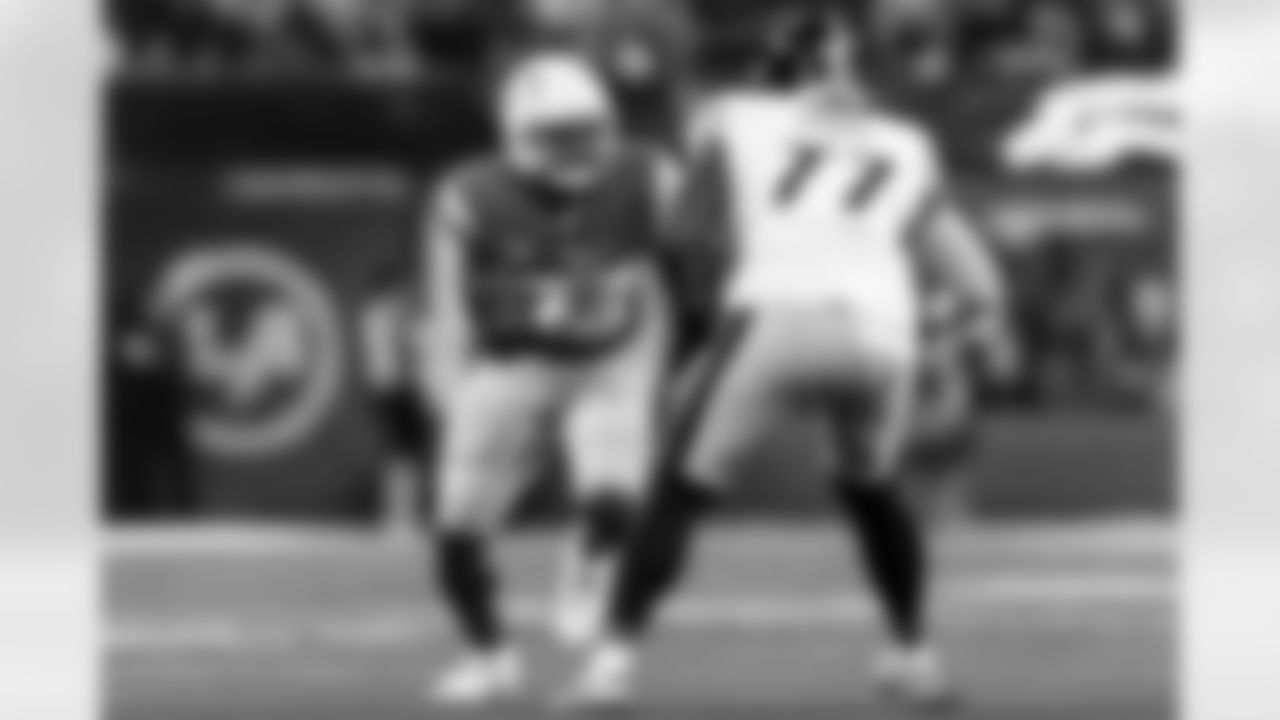 Check out the best shots from the Chargers Week 10 matchup against the Steelers!