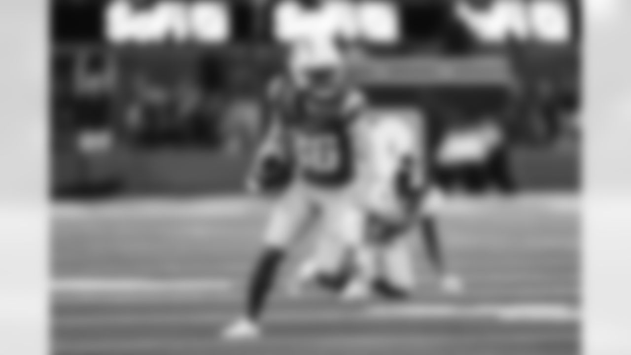 CB Donte Jackson (26)