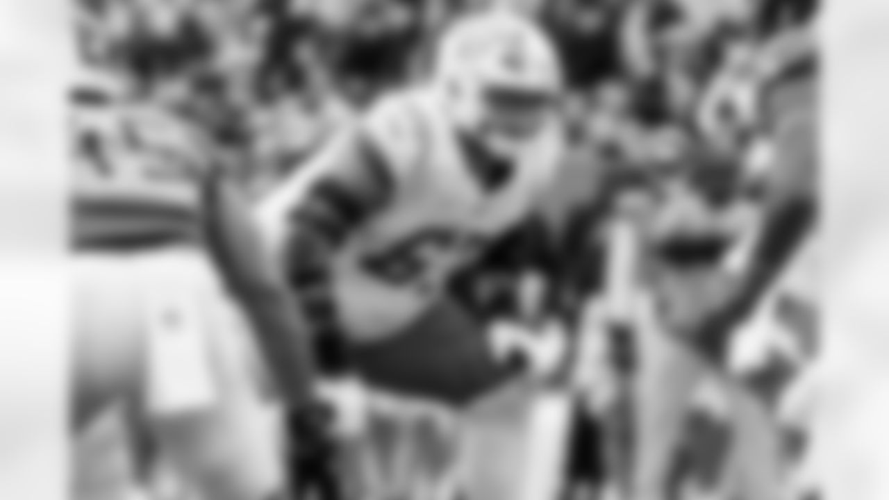 #67 | OL | Foster Sarell