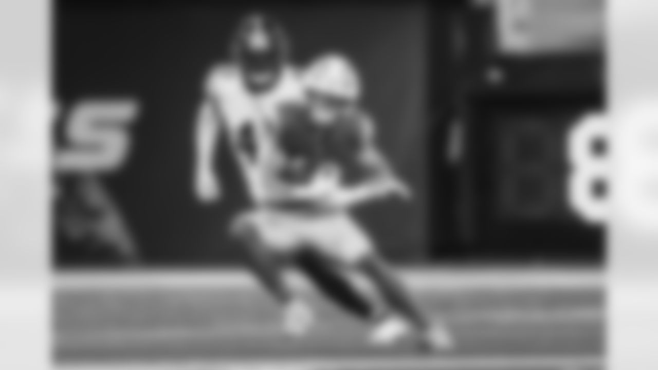 Check out the best shots from the Chargers Week 10 matchup against the Steelers!