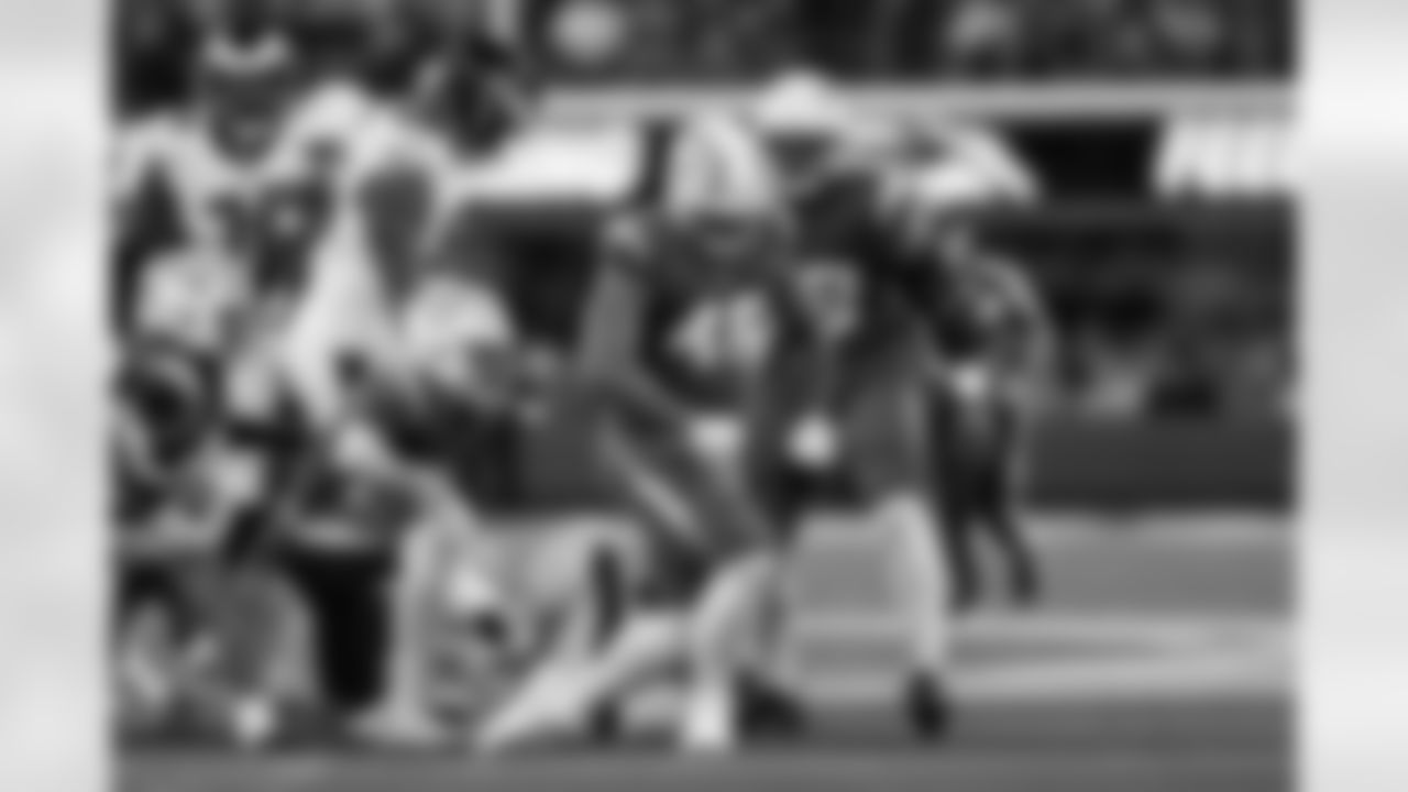 OLB Tuli Tuipulotu (45)