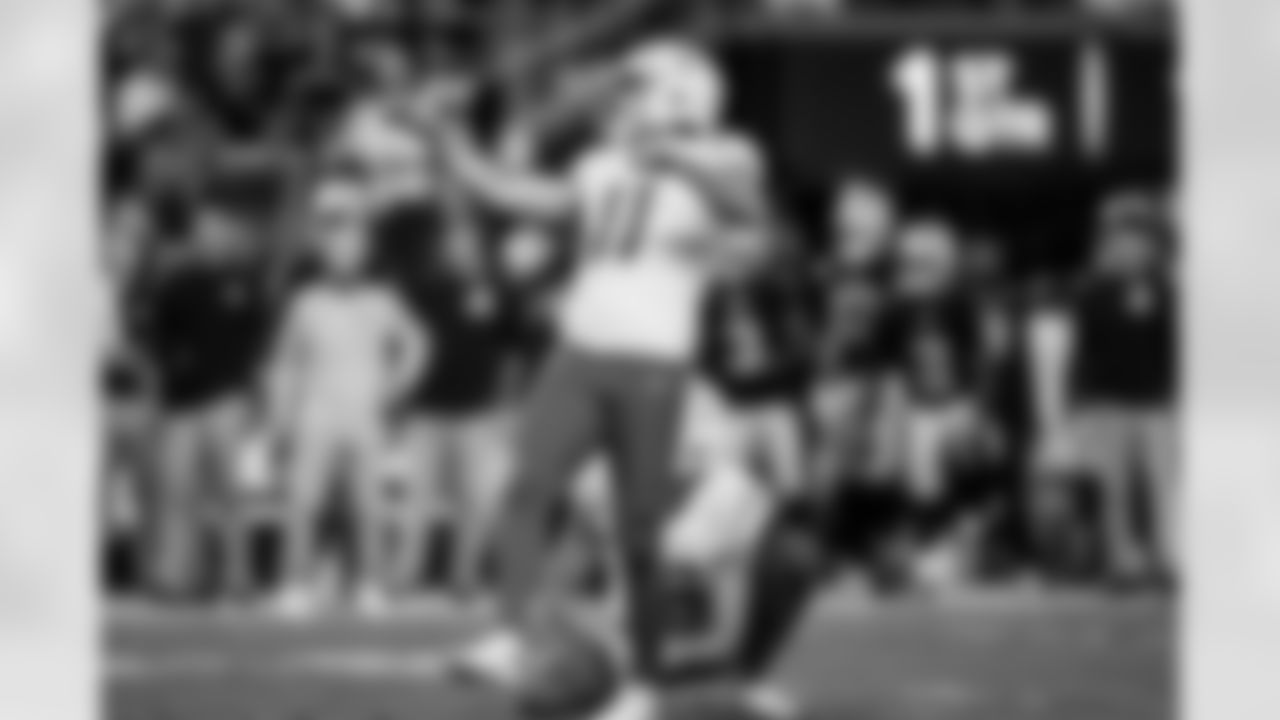 Take a look back at the best photos of Cameron Dicker's 2025 campaign.