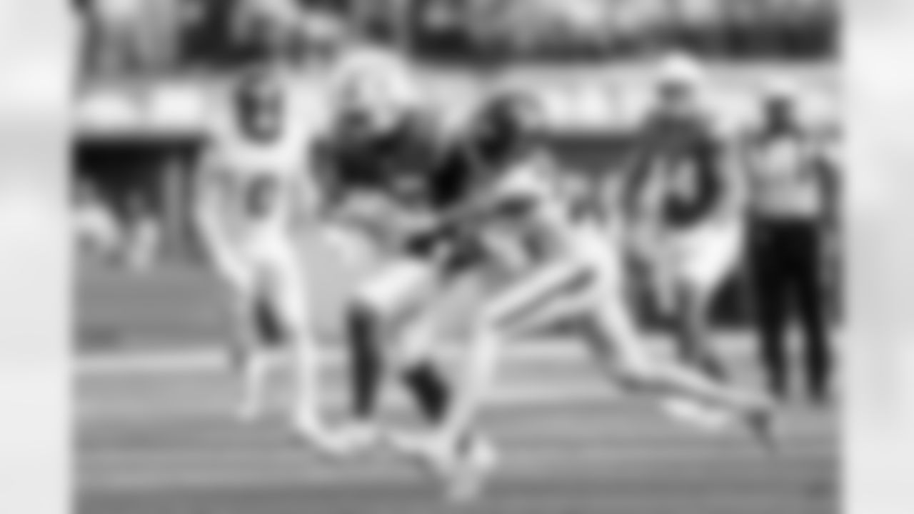 WR Ladd McConkey (15)