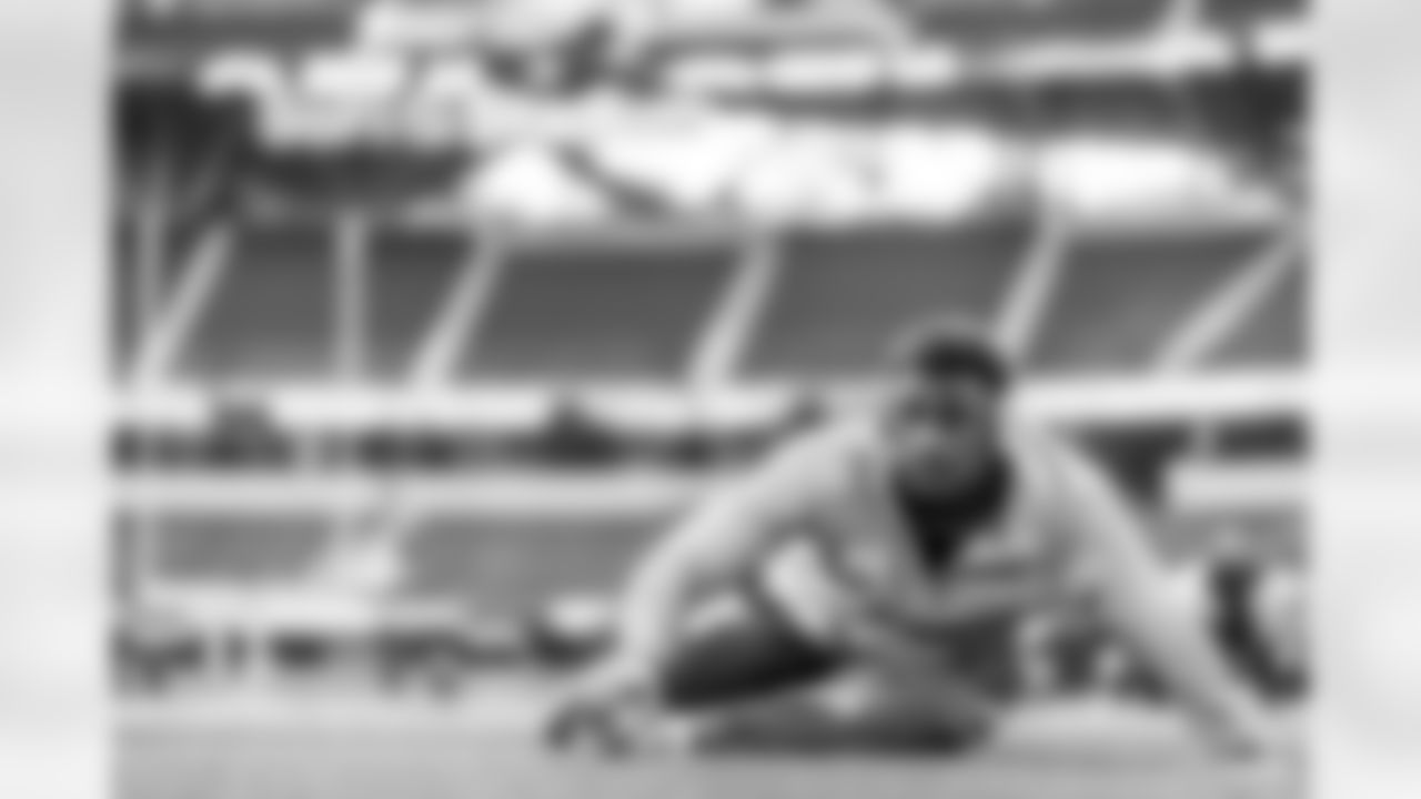 The Los Angeles Chargers play the Las Vegas Raiders on Sunday, September 8, 2024 at SoFi Stadium in Inglewood, CA.
[FINAL SCORE: LAC 22 - LV 10]