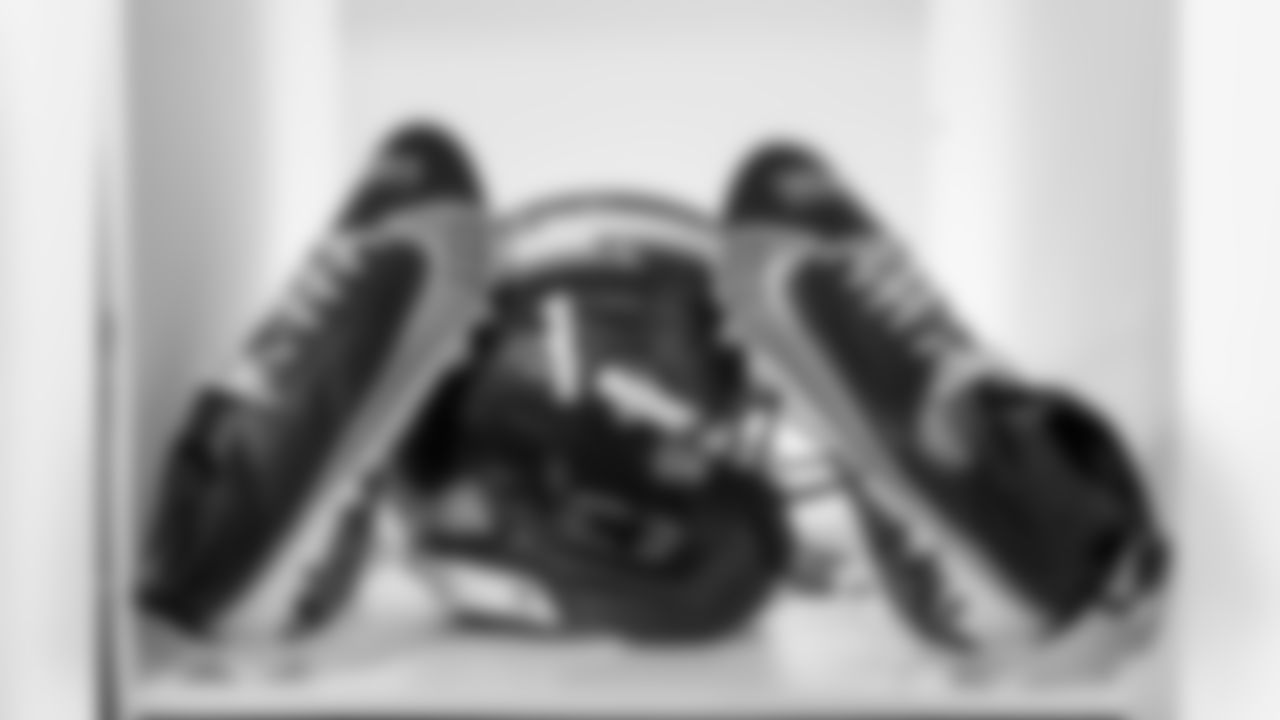 Check out the best shots from the Chargers Week 13 matchup against the Raiders!